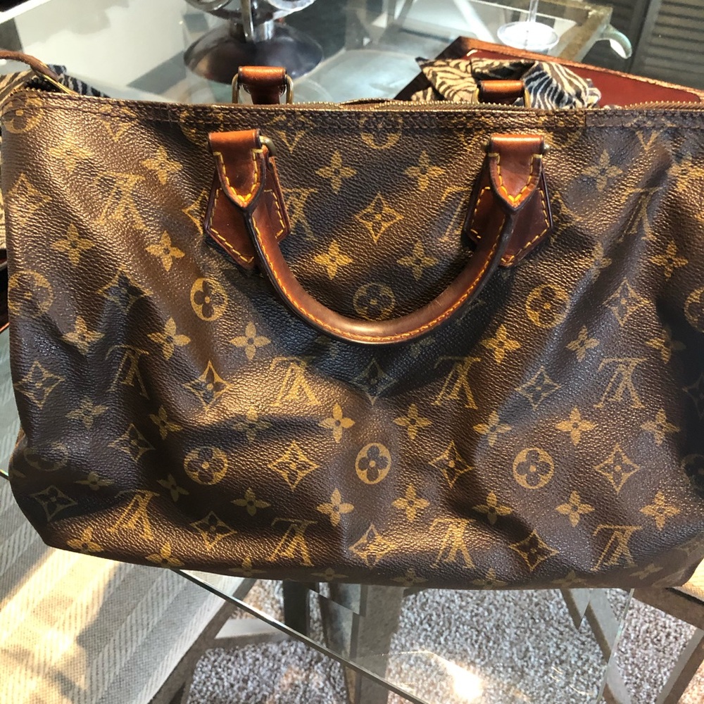 Vintage Louis Vuitton Tote- 😊